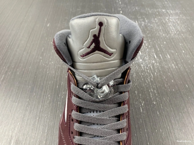 One Kick DZ4131-600 Jordan Air 5 Burgundy 0802